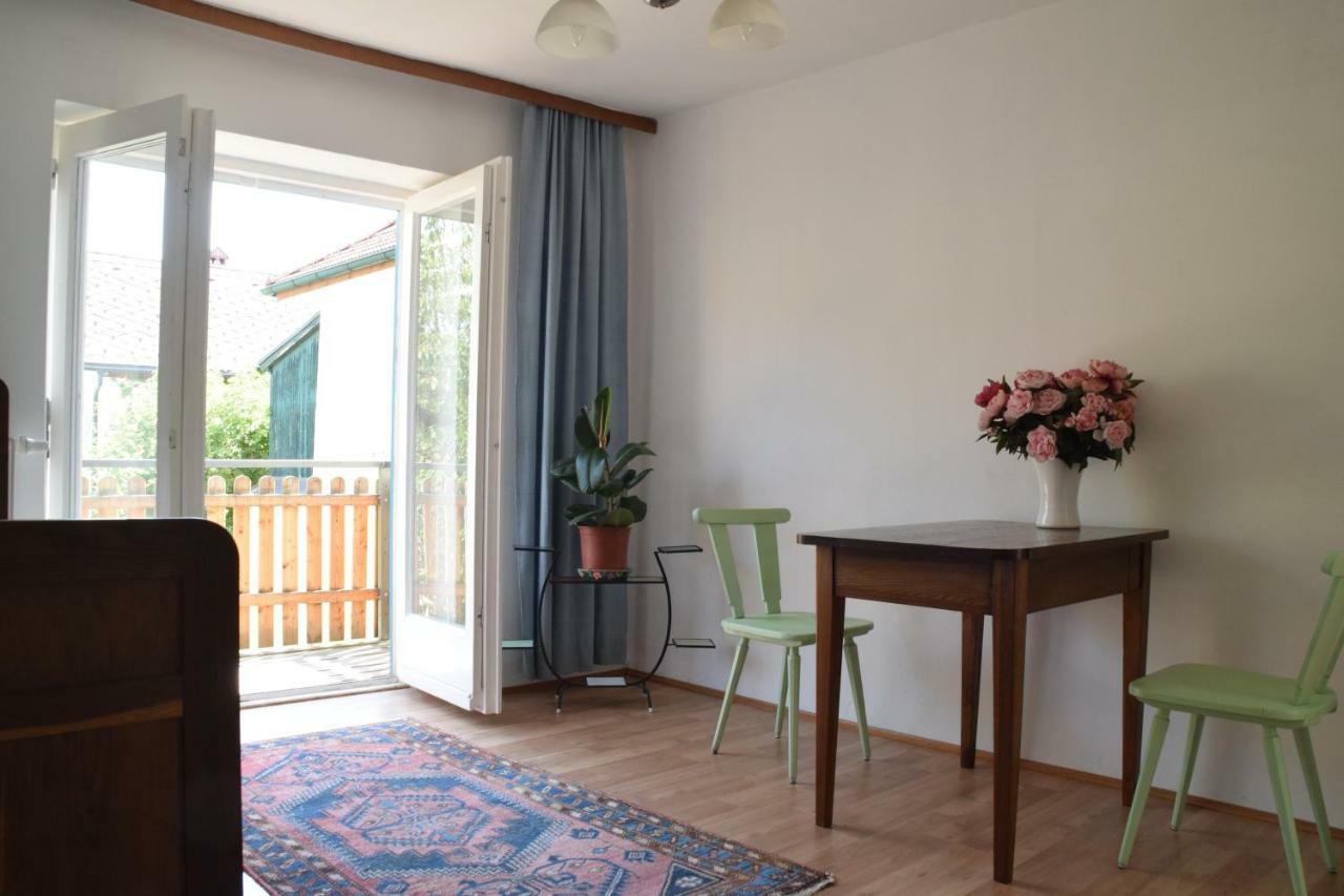 Vintage-Ferienwohnung Fuer 2 Schörfling Zewnętrze zdjęcie